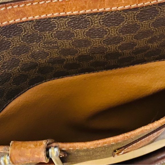 COPY - Céline
Boston Bag Macadam In Brown Coated Canvas Tote - Picture 5 of 11